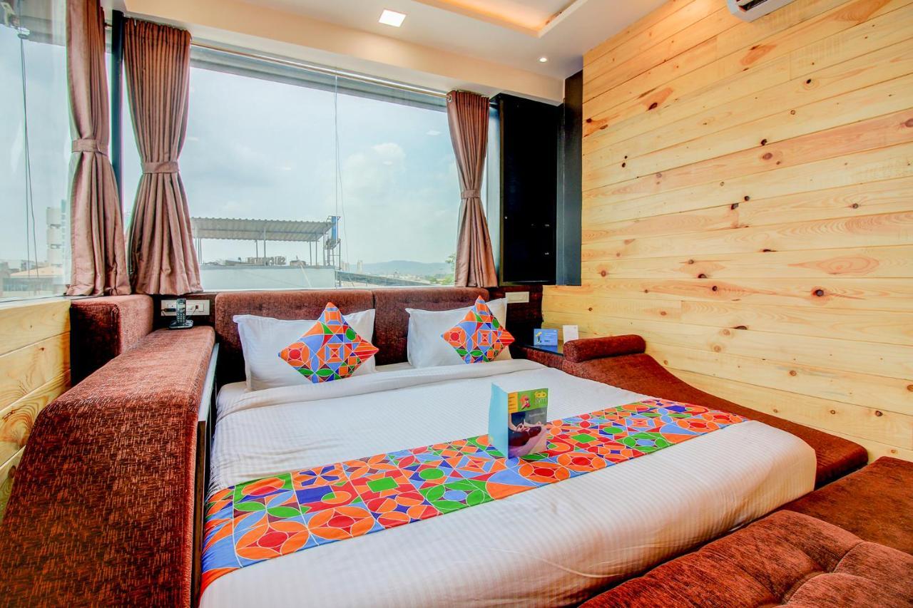 Hotel Radana Vashi Navimumbai Navi Mumbai Kültér fotó
