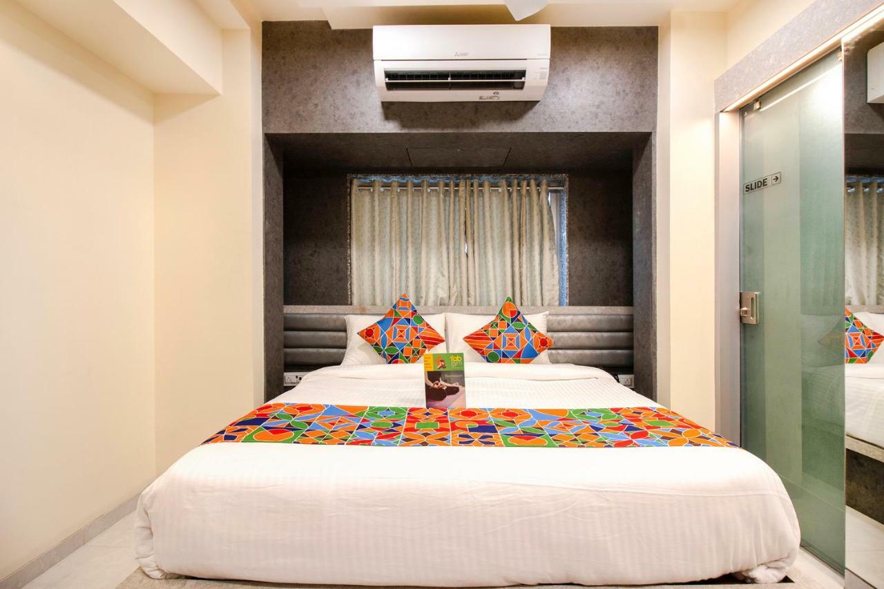 Hotel Radana Vashi Navimumbai Navi Mumbai Kültér fotó