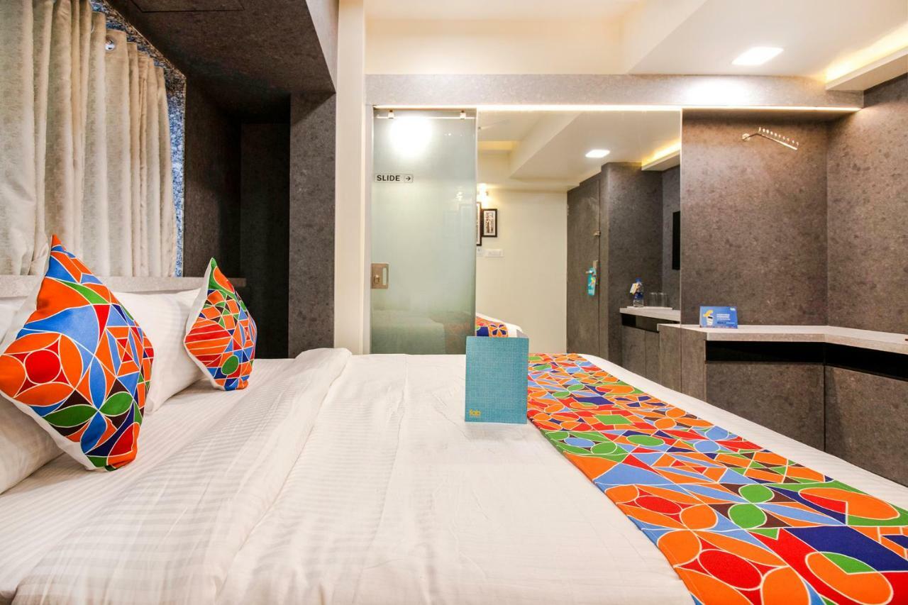 Hotel Radana Vashi Navimumbai Navi Mumbai Kültér fotó